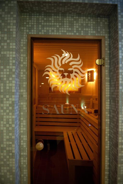 Hotel Leon&Spa Arad Exterior foto