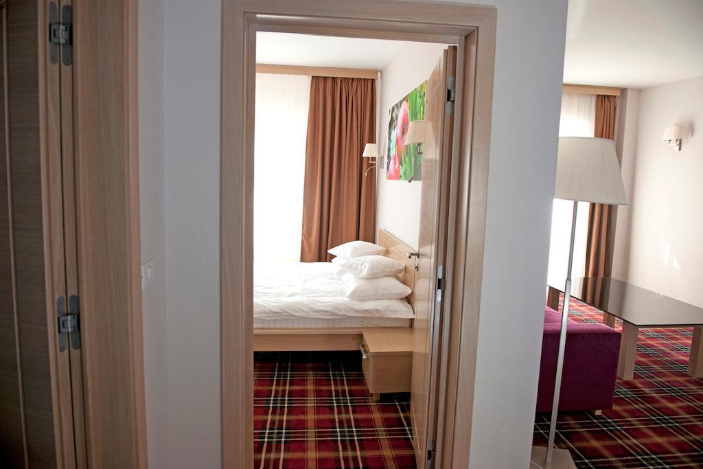 Hotel Leon&Spa Arad Zimmer foto