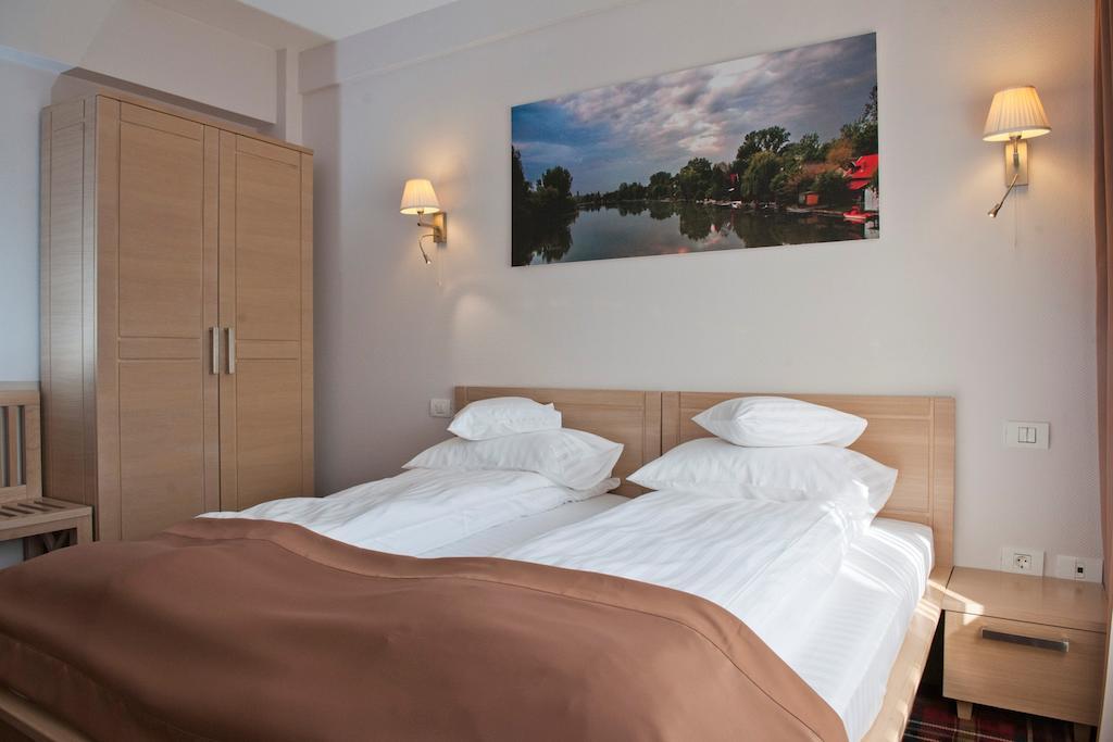 Hotel Leon&Spa Arad Zimmer foto